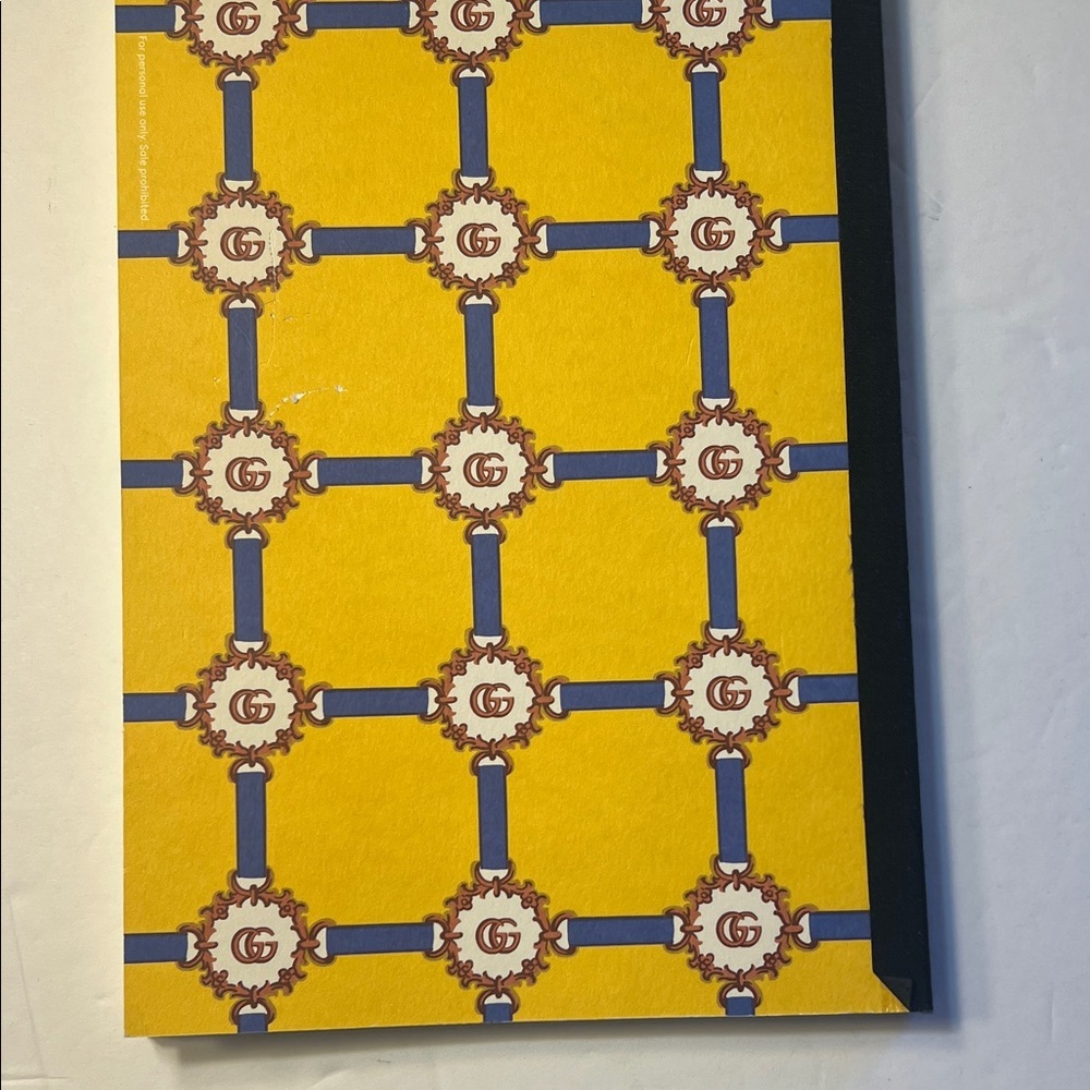 GUCCI GG Yellow and Blue Patterned Notebook RARE Find! LIMITED EDITION - Picture 7 of 16